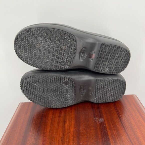 Crocs Women's 11 Black Work Clogs Slip-Resistant Dual Crocs Comfort - Picture 9 of 10